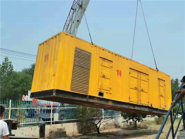 琼海300KW柴油发电机组油耗是多少？